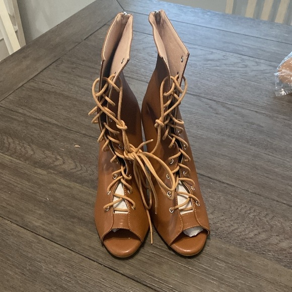 NWT BURJU Sofiya Nude Open Toe Lace Up Ankle Boots | Size 9.5 - Picture 3 of 9